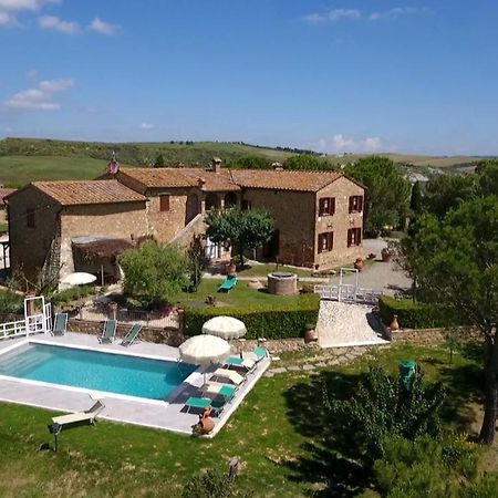 Agriturismo Palazzo Conti A Пиенца Екстериор снимка