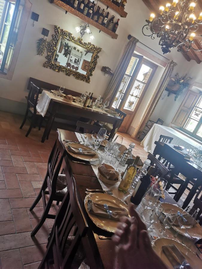 Agriturismo Palazzo Conti A Пиенца Екстериор снимка