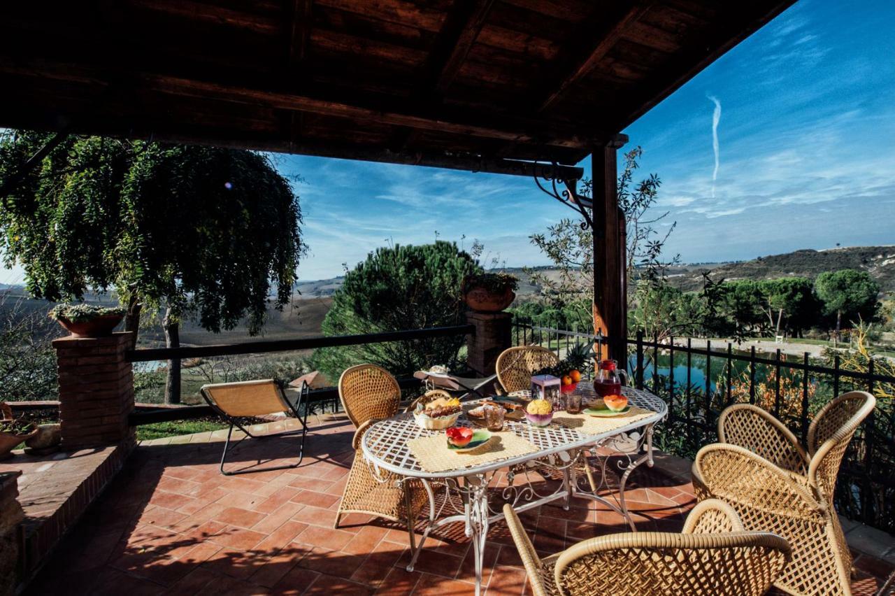 Agriturismo Palazzo Conti A Пиенца Екстериор снимка