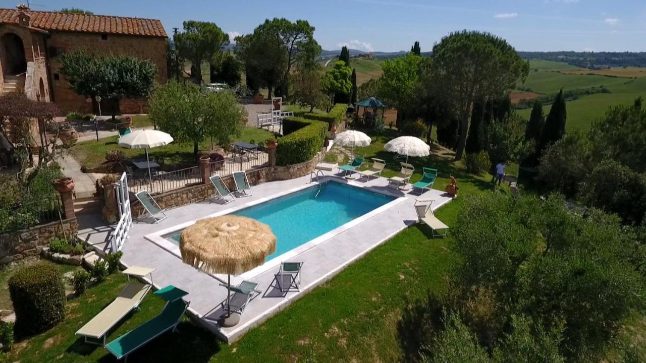 Agriturismo Palazzo Conti A Пиенца Екстериор снимка